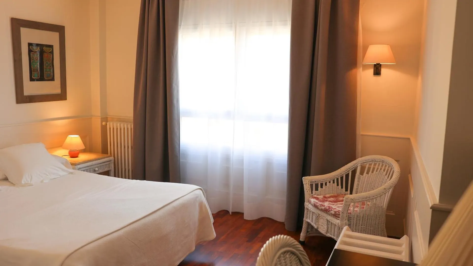 Hotel Vostra Llar بالاموس